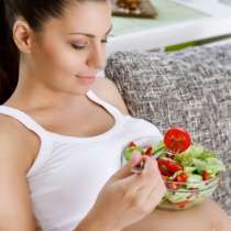 Има ли значение храненето по време на бременност за теглото на децата?