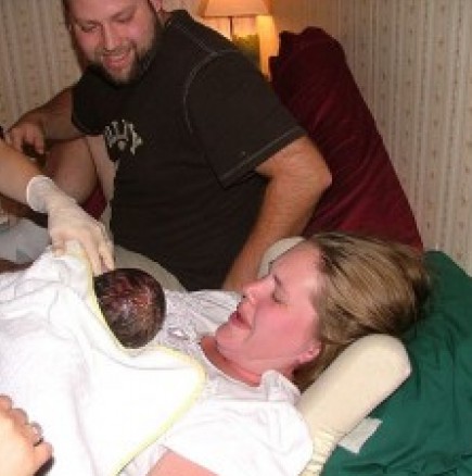 Жена роди за трети пореден път у дома