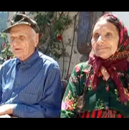 Видео на уникални баба и дядо на 87 години, които правят секс по 2-3 пъти седмично