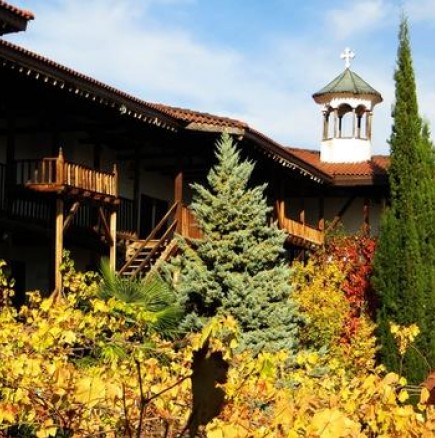 5 български манастира, които задължително трябва да посетите!