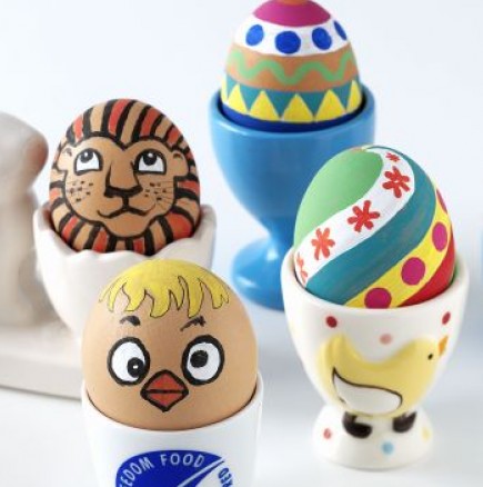 Уникално декорирани великденски яйца (снимки)