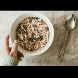 Трите най-лоши варианта за закуска, които пречат на отслабването, според диетолозите