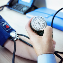 Известен кардиолог от Германия даде съвет за най-бързото смъкване на кръвното