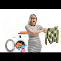 Мъж ми изпра стария пуловер в пералнята и сега не става даже на детето! Добре че е този трик, че да оправя белята: