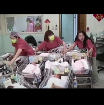 Медицински сестри от Тайван изумиха света със смелостта си: По време на земетресението спасиха новородените бебчета (ВИДЕО)