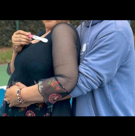 Любов ли бе да го опишеш! Колумбийска двойка шокира света: Тя е на 55, той на 24 и чакат първо бебе (СНИМКИ)