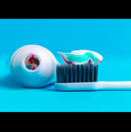 Цветовете на пастата за зъби не са случайни - ето как действа всеки: