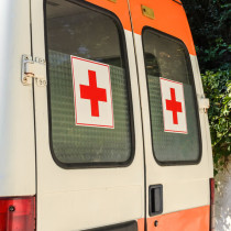 Автобус с деца катастрофира в София