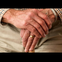 Два знака върху ръцете могат да сигнализират за смъртоносна болест: Ето за какво да внимавате