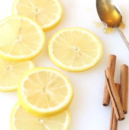 Магическа отвара от канела мед и лимон за бързо стопяване на килограми
