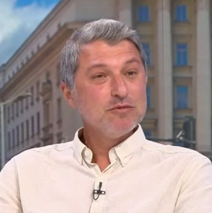 Задават се бури и валежи до 100 л на квадратен метър-Ето коя част на България ще пострада
