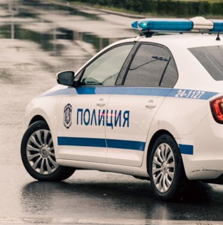 Банда "локали" преби момче в центъра на София