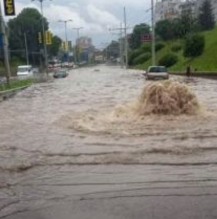 Потоп и червен код за няколко области на България-