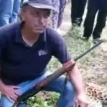 А всъщност има ли свидетел, който го е видял? Пускат се някакви клипове в интернет, но те могат да са от Африка