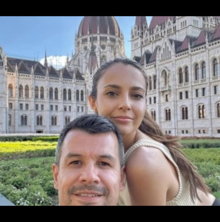 Бившият зет на Стоичков се върна в България заради Бесте Сабри! Гледа я като писано яйце: