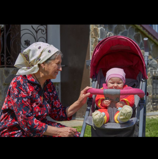 Веднага щом родих, свекърва ми направи живота ми черен: Каза "Малката не прилича на сина ми", а след това стана още по-зле