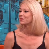 „Отслабнах с 60 кг съвсем сама, без треньор, без диета и без диетолог“: Наташа Ракич намали теглото си наполовина с помощта на това