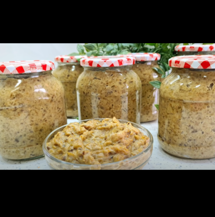 Опитайте Бялата лютеница: Домакините полудяха по тази рецепта, вкусът е невероятен, а се приготвя за час