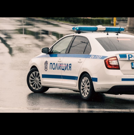 Убиха с нож съпругата на полицай от Първомай, докато той бил на работа!