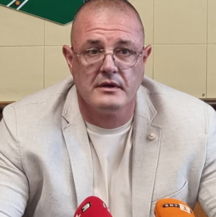 Ето ги биячите на шефа на полицията в Русе