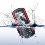 Как да спасим намокрен мобилен телефон
