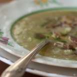Супа със свинско и зелев сок