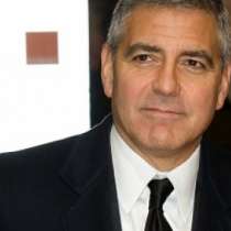 Гей ли е Джордж Клуни?