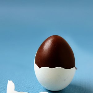 Домашни шоколадови яйца