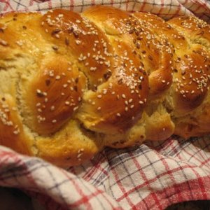 Обреден плетен хляб за Коледа