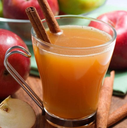 Изпитана рецепта! За бърз метаболизъм пийте смес от ябълка и канела и нормализиране на кръвното...