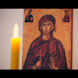 Как да окачим иконите правилно в дома си? Мнозина ги слагат на грешното място, а ето как ЗАДЪЛЖИТЕЛНО трябва да ги местим: