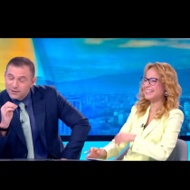Чутовен гаф тази сутрин по бТВ! Йочев хапе устни, Цънцарова умира от смях!