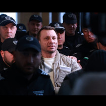 Примката се затяга! Роднини на арестувания заради гей-оргията д-р Хасърджиев извадиха кирливите му ризи - измами за хиляди лева!