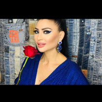 Софи Маринова развърза кесията! Вижте как изглежда хотелът за 2000 на нощ, където е отседнала