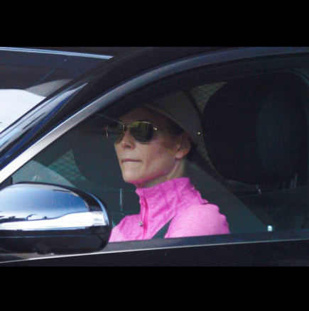 Заради него тя се озова в затвора и живя живот в унижение: Актрисата се развежда след 28 години болка и срам