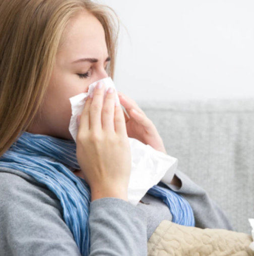 Всички правим тази грешка, когато сме настинали: Лекарите предупреждават, че само влошаваме болестта
