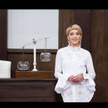 Ромина Тасевска изправи на нокти всички със снимка от болничното легло: