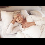 7 причини, поради които се събуждате с болка в гърдите