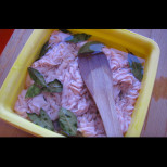 Просто хвърлете няколко дафинови листа в коша с прането: Използвам го от години, работи гарантирано!