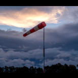 Започва се! Синоптиците бият аларма за АПОКАЛИПТИЧНО време: Вятър изкоренява дървета, дъжд залива 11 области!