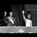 Уби собствения си брат, имаше 5000 любовници, разследват го за милиони: Бурният живот на опозорения бивш крал