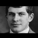 2 навика на най-умния човек в света, които са накарали мозъка му да работи като часовник: Всеки може да ги приложи веднага