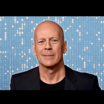 Нови снимки на болния от деменция Брус Уилис зарадваха феновете му - ето с кого беше под ръка