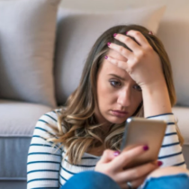 Получих съобщение от любовницата му: Прилоша ми в момента, в който го прочетох - това беше по-лошо от самата измама!