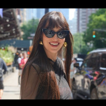 Единствената актриса, която няма извивки, но от нея струи сексапил: Няма нито ханш, нито талия, а може да съблазни всеки, когото пожелае