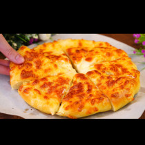 Бърза Питка-кашкавалка, любима на дечицата вкъщи: тестото е душичка, а плънката се разтича, като отчупиш