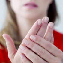 Изтръпват ли ви пръстите? Ето защо се случва и кога е животозастрашаващо