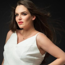 Актрисата Радина Боршош роди - Първа снимка на бебето-Ето как го кръстиха