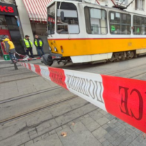 Ето какво е състоянието на детето, блъснато от трамвай
