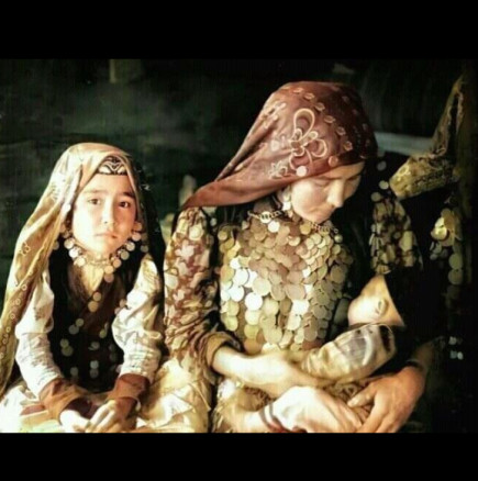 В това племе мъжа споделя съпругата с братята си, но тя избира кого ще вземе в леглото: Ако откаже, свекървата прави шокиращ ход.